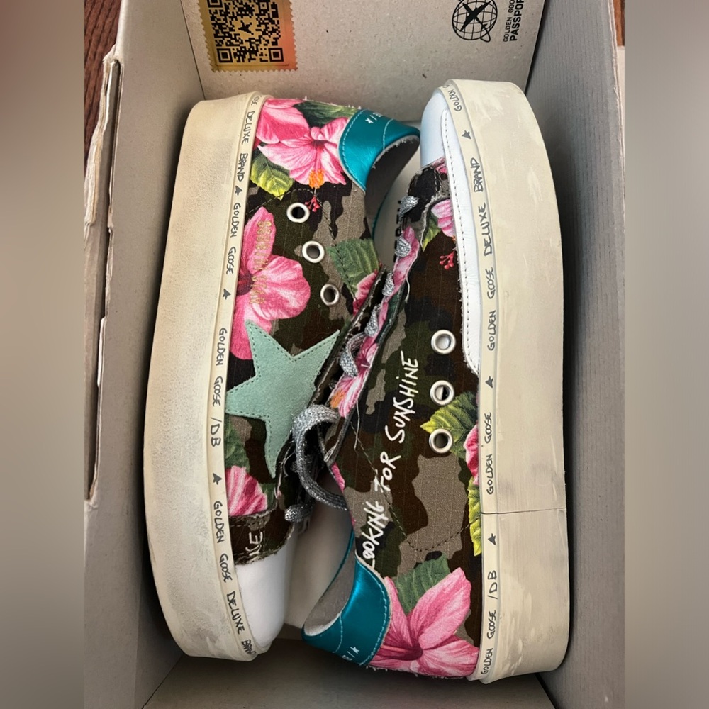 Golden goose platform